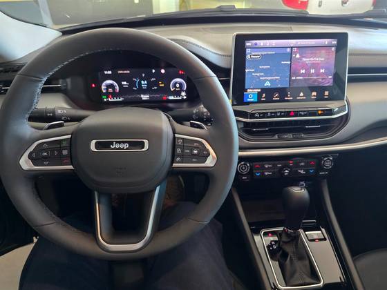 JEEP COMPASS 1.3 T270 TURBO FLEX LONGITUDE AT6
